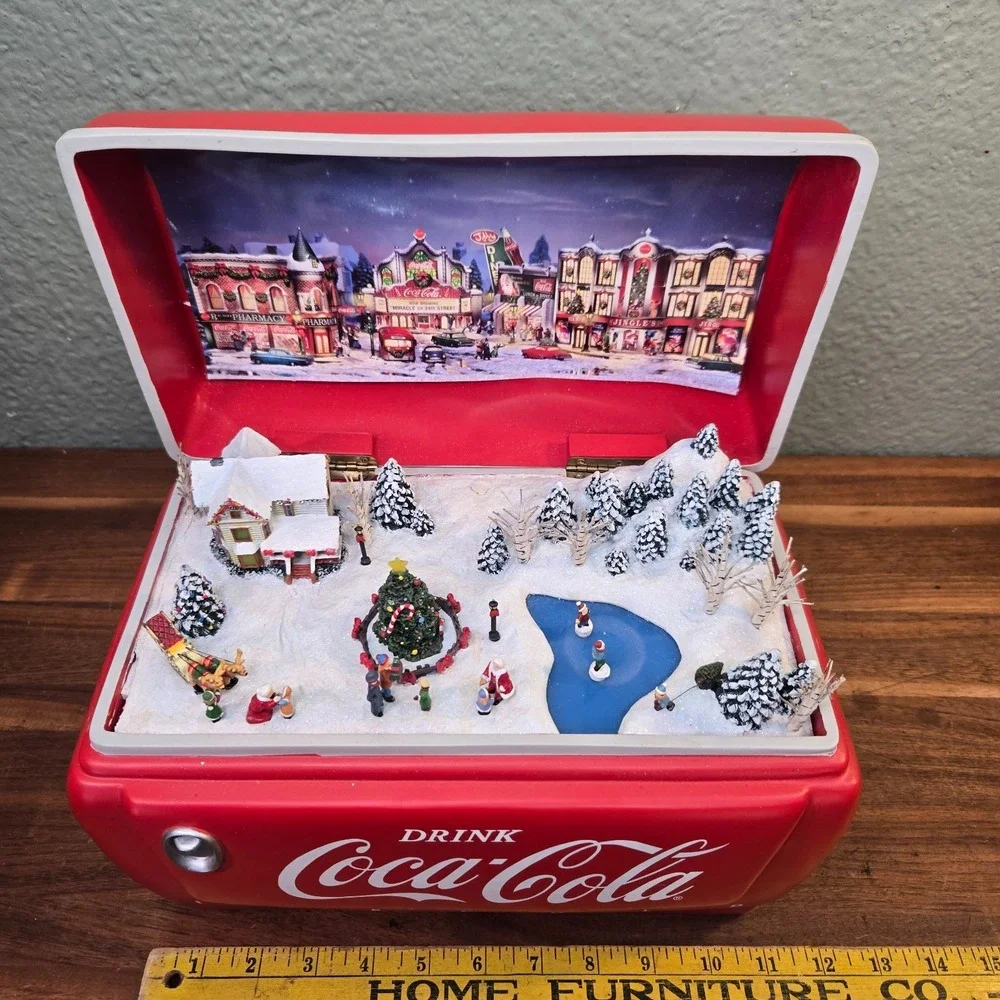 Coca Cola Hometown Holiday Animated Music Box- Used Missing Batt Cover
